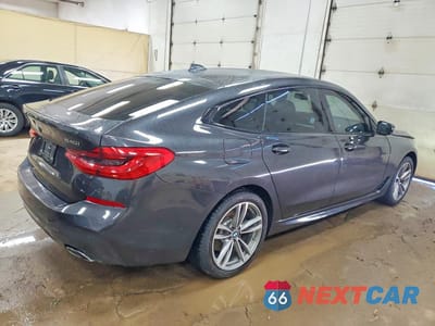Trzecie zdjęcie samochodu z tyłu: 2019 BMW 640 XIGT VIN:WBAJV6C54KBK08676 - miniatura