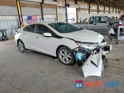 Czwarte zdjęcie samochodu z boku: 2017 CHEVROLET VOLT PREMIER VIN:1G1RD6S5XHU215552 - miniatura