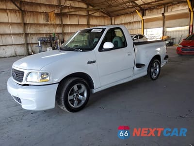 2001 FORD F150 SVT LIGHTNING 2FTZF07381CB06079 - główne zdjęcie licytacji z USA - miniatura