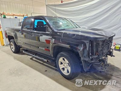 Czwarte zdjęcie samochodu z boku: 2017 CHEVROLET SILVERADO K1500 LT VIN:1GCVKREC6HZ295801 - miniatura