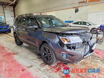Czwarte zdjęcie samochodu z boku: 2019 FORD EXPLORER SPORT VIN:1FM5K8GT4KGA18876 - miniatura