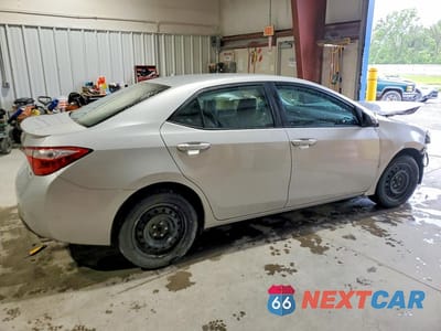 Trzecie zdjęcie samochodu z tyłu: 2016 TOYOTA COROLLA S VIN:2T1BURHE1GC623211 - miniatura