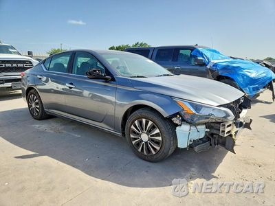 Czwarte zdjęcie samochodu z boku: 2019 NISSAN ALTIMA S VIN:1N4BL4BV7KC148007 - miniatura