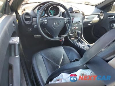 Zdjęcie 8 z 12 samochodu: 2008 MERCEDES-BENZ SLK 280 VIN:WDBWK54F58F184407 - miniatura