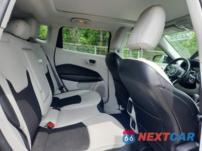 Zdjęcie 11 z 14 samochodu: 2020 JEEP COMPASS LATITUDE VIN:3C4NJDBB3LT217395 - miniatura
