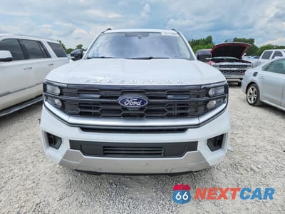 Piąte zdjęcie samochodu w środku: 2025 FORD EXPEDITION PLATINUM VIN:1FMJU1M82SEA60510 - miniatura