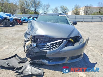 Piąte zdjęcie samochodu w środku: 2005 MAZDA 6 S VIN:1YVHP84D555M77411 - miniatura