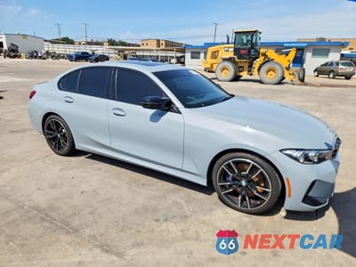 Czwarte zdjęcie samochodu z boku: 2024 BMW M340I VIN:3MW49FS04R8E46272 - miniatura