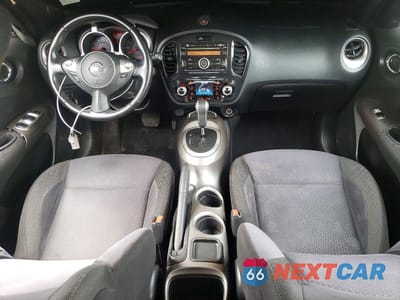 Zdjęcie 8 z 12 samochodu: 2012 NISSAN JUKE S VIN:JN8AF5MV4CT121255 - miniatura