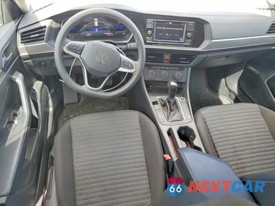 Zdjęcie 8 z 12 samochodu: 2023 VOLKSWAGEN JETTA S VIN:3VW5M7BU9PM021226 - miniatura
