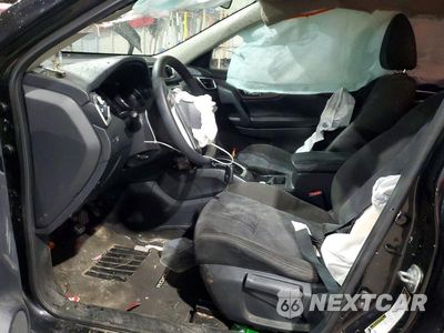 Zdjęcie 7 z 13 samochodu: 2015 NISSAN ROGUE S VIN:KNMAT2MV1FP535397 - miniatura
