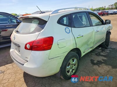Trzecie zdjęcie samochodu z tyłu: 2014 NISSAN ROGUE SELECT S VIN:JN8AS5MV8EW717403 - miniatura
