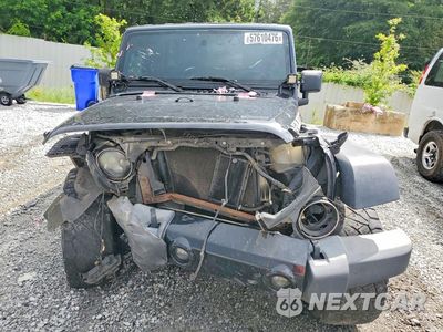 Piąte zdjęcie samochodu w środku: 2008 JEEP WRANGLER UNLIMITED RUBICON VIN:1J8GA69118L532788 - miniatura