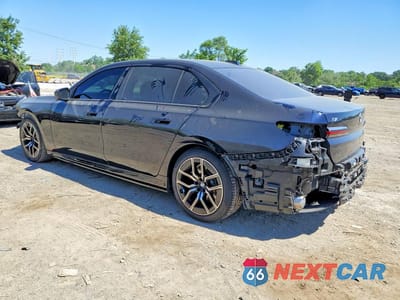 Drugie zdjęcie samochodu z przodu: 2023 BMW I7 XDRIVE60 VIN:WBY53EJ01PCL65173 - miniatura