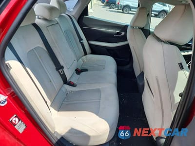 Zdjęcie 10 z 12 samochodu: 2023 HYUNDAI SONATA SEL VIN:KMHL64JA5PA318349 - miniatura