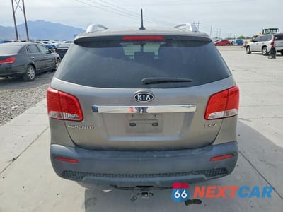 Zdjęcie 6 z 12 samochodu: 2011 KIA SORENTO EX VIN:5XYKUDA28BG042353 - miniatura