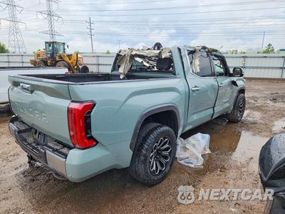 Trzecie zdjęcie samochodu z tyłu: 2024 TOYOTA TUNDRA CREWMAX LIMITED VIN:5TFJA5DB6RX172144 - miniatura