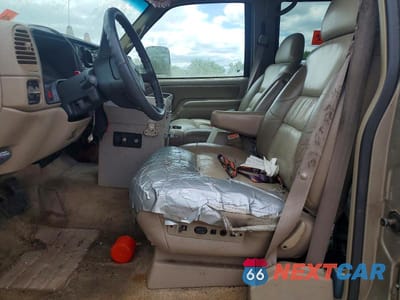 Zdjęcie 7 z 13 samochodu: 2000 CHEVROLET TAHOE K1500 VIN:1GNEK13R2YR179298 - miniatura