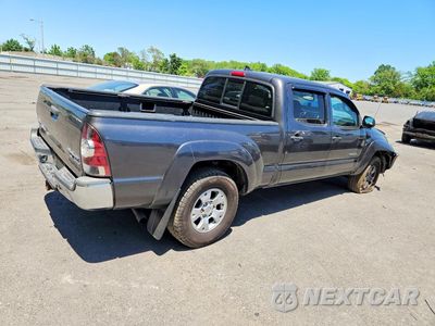 Trzecie zdjęcie samochodu z tyłu: 2012 TOYOTA TACOMA DOUBLE CAB PRERUNNER LONG BED VIN:3TMKU4HNXCM033741 - miniatura