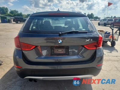 Zdjęcie 6 z 14 samochodu: 2015 BMW X1 XDRIVE28I VIN:WBAVL1C58FVY31085 - miniatura