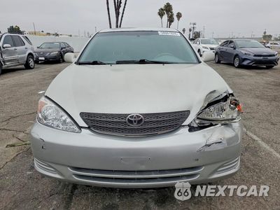 Piąte zdjęcie samochodu w środku: 2002 TOYOTA CAMRY LE V6 VIN:4T1BF30K32U001399 - miniatura