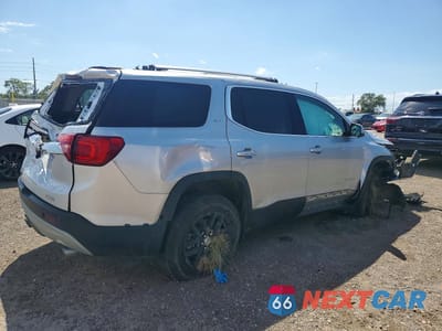 Trzecie zdjęcie samochodu z tyłu: 2019 GMC ACADIA SLT-1 VIN:1GKKNULS6KZ103523 - miniatura