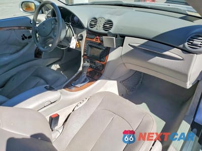 Zdjęcie 8 z 12 samochodu: 2004 MERCEDES-BENZ CLK 320 VIN:WDBTK65G44T026037 - miniatura