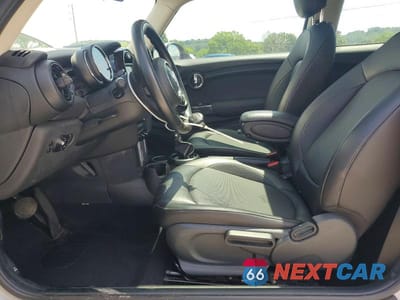 Zdjęcie 7 z 12 samochodu: 2018 MINI COOPER VIN:WMWXP5C53J2H29226 - miniatura