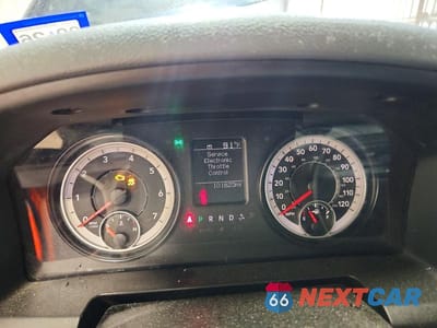 Zdjęcie 9 z 12 samochodu: 2018 RAM 1500 ST VIN:1C6RR6KG4JS313513 - miniatura