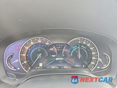 Zdjęcie 9 z 12 samochodu: 2019 BMW 530E VIN:WBAJA9C53KB393641 - miniatura