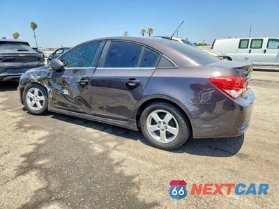 Drugie zdjęcie samochodu z przodu: 2015 CHEVROLET CRUZE LT VIN:1G1PC5SB6F7297947 - miniatura