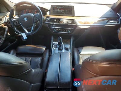 Zdjęcie 8 z 13 samochodu: 2018 BMW 530 XI VIN:WBAJA7C54JWA72108 - miniatura