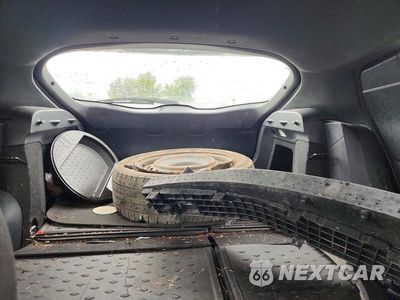 Zdjęcie 10 z 14 samochodu: 2019 TOYOTA C-HR LE VIN:JTNKHMBX9K1026950 - miniatura