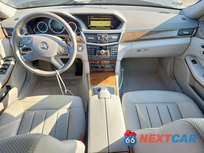Zdjęcie 8 z 12 samochodu: 2011 MERCEDES-BENZ E 350 VIN:WDDHF5GB6BA368076 - miniatura