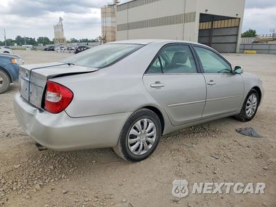 Trzecie zdjęcie samochodu z tyłu: 2004 TOYOTA CAMRY XLE VIN:4T1BE32K44U361560 - miniatura