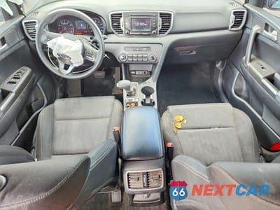 Zdjęcie 8 z 13 samochodu: 2019 KIA SPORTAGE LX VIN:KNDPMCAC8K7577897 - miniatura