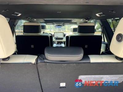 Zdjęcie 9 z 11 samochodu: 2023 TOYOTA SEQUOIA CAPSTONE VIN:7SVAAAAA8PX002228 - miniatura