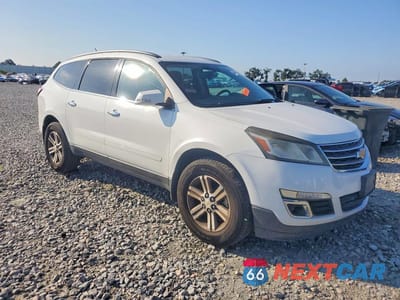 Czwarte zdjęcie samochodu z boku: 2017 CHEVROLET TRAVERSE LT VIN:1GNKRGKD3HJ221306 - miniatura