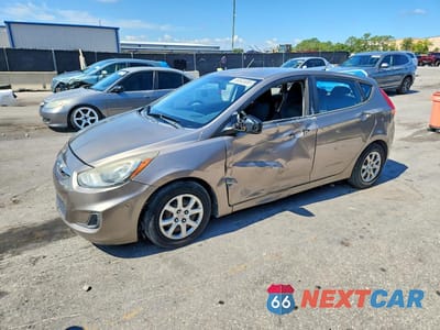 2014 HYUNDAI ACCENT GS KMHCT5AE7EU141171 - główne zdjęcie licytacji z USA - miniatura