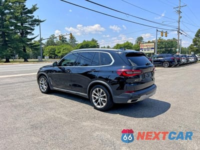 Trzecie zdjęcie samochodu z tyłu: 2021 BMW X5 SDRIVE 40I VIN:5UXCR4C01M9D94830 - miniatura