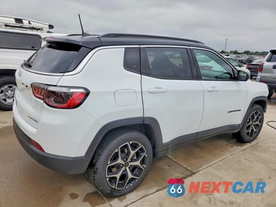 Trzecie zdjęcie samochodu z tyłu: 2025 JEEP COMPASS LIMITED VIN:3C4NJDCN9ST621325 - miniatura