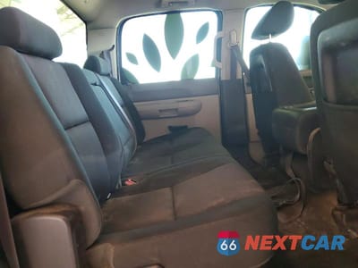 Zdjęcie 10 z 12 samochodu: 2014 CHEVROLET SILVERADO K2500 HEAVY DUTY VIN:1GC1KVC81EF115160 - miniatura