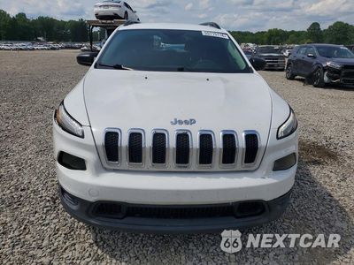 Piąte zdjęcie samochodu w środku: 2016 JEEP CHEROKEE SPORT VIN:1C4PJLAB8GW264796 - miniatura