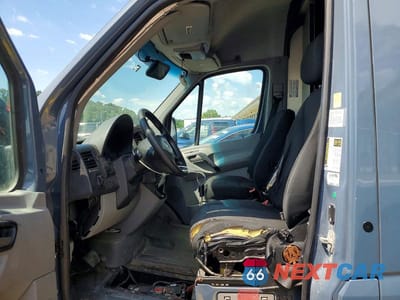 Zdjęcie 7 z 13 samochodu: 2018 MERCEDES-BENZ SPRINTER 2500 VIN:WD3PE7CD2JP623436 - miniatura