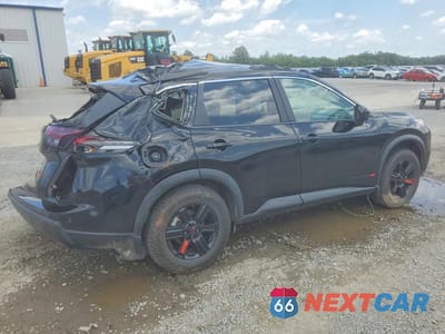 Trzecie zdjęcie samochodu z tyłu: 2025 NISSAN ROGUE ROCK CREEK VIN:5N1BT3BB9SC793411 - miniatura