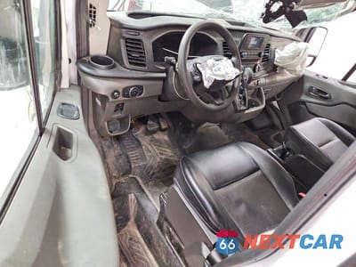Zdjęcie 8 z 13 samochodu: 2025 FORD TRANSIT T-250 VIN:1FTBR1C85SKB18560 - miniatura