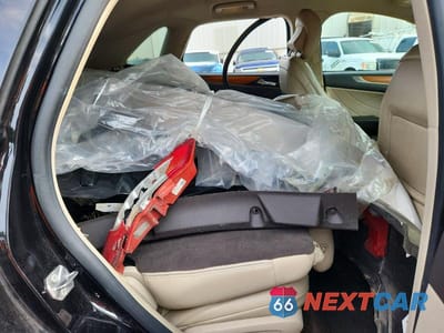 Zdjęcie 11 z 14 samochodu: 2019 LINCOLN MKC SELECT VIN:5LMCJ2C93KUL02046 - miniatura