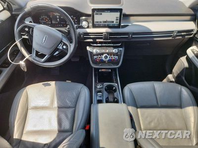 Zdjęcie 8 z 13 samochodu: 2020 LINCOLN CORSAIR VIN:5LMCJ1D9XLUL23793 - miniatura