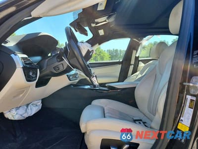Zdjęcie 7 z 12 samochodu: 2021 BMW 540 XI VIN:WBA73BJ07MWW94301 - miniatura