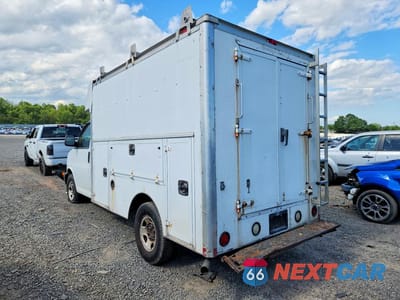 Drugie zdjęcie samochodu z przodu: 2007 CHEVROLET EXPRESS G3500 VIN:1GBHG31U971164356 - miniatura